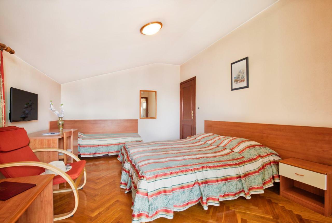 Villa Sveta Eufemija - Bed And Breakfast Rovinj Exterior foto
